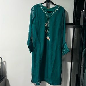 Agha Noor Brand new two piece outfit brand new
